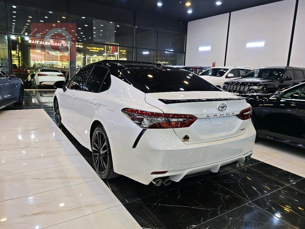 تۆیۆتا کامری